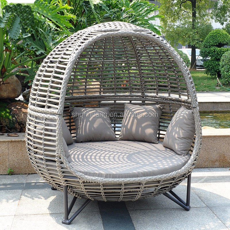 Nordic Patio Canopy Daybed Out - đánh giá và giá Outdoor Daybed Furniture